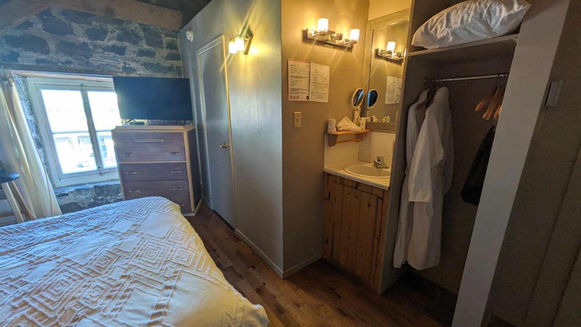 Hotel La Maison Rousseau à Montmagny Chambre photo
