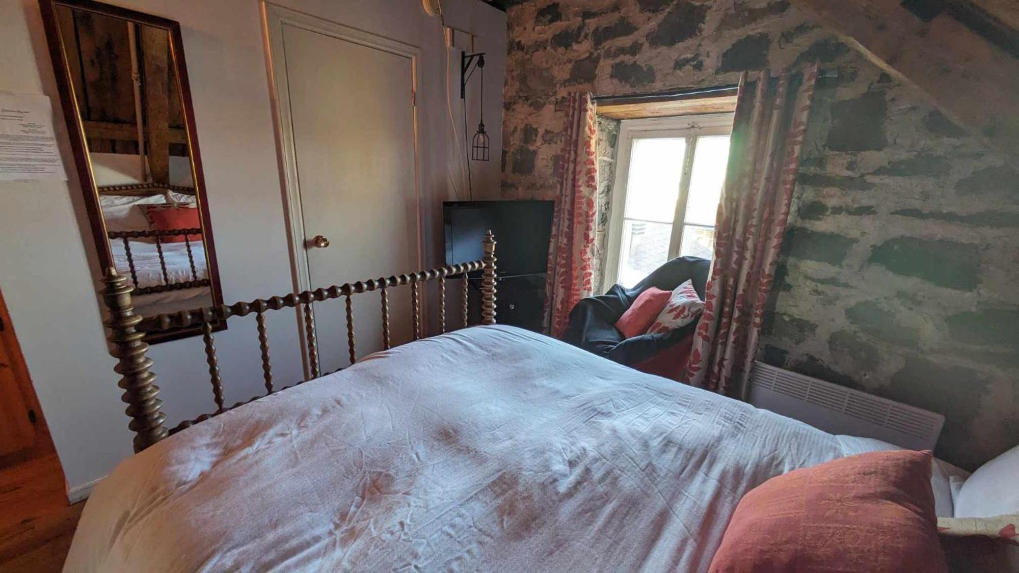 Hotel La Maison Rousseau à Montmagny Chambre photo